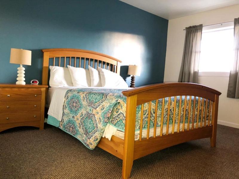 Wachapreague Inn - Motel Rooms Екстер'єр фото