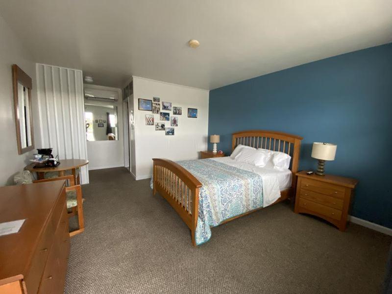 Wachapreague Inn - Motel Rooms Екстер'єр фото